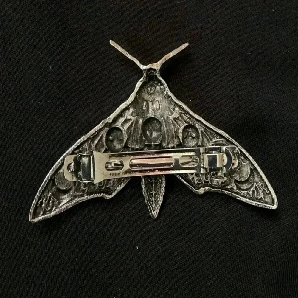 Silver moth clip plated large hair accessories women's prop Halloween party jewe - Picture 4 of 5